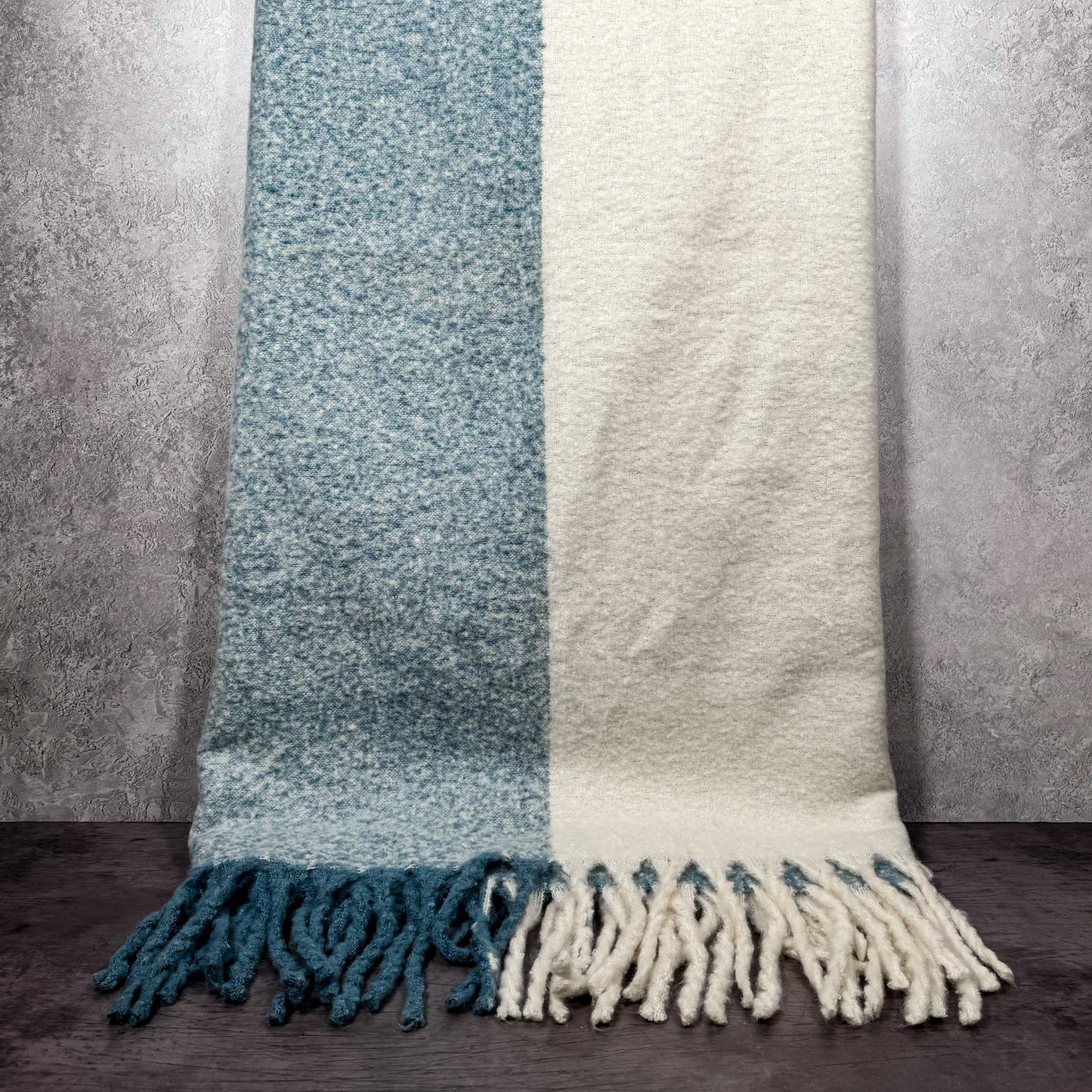 Fluffy Throw Blanket - Blue/Cream
